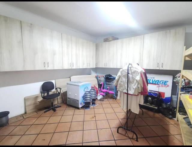 BUSINESS PROPERTY TO RENT IN MEYERTON CENTRAL